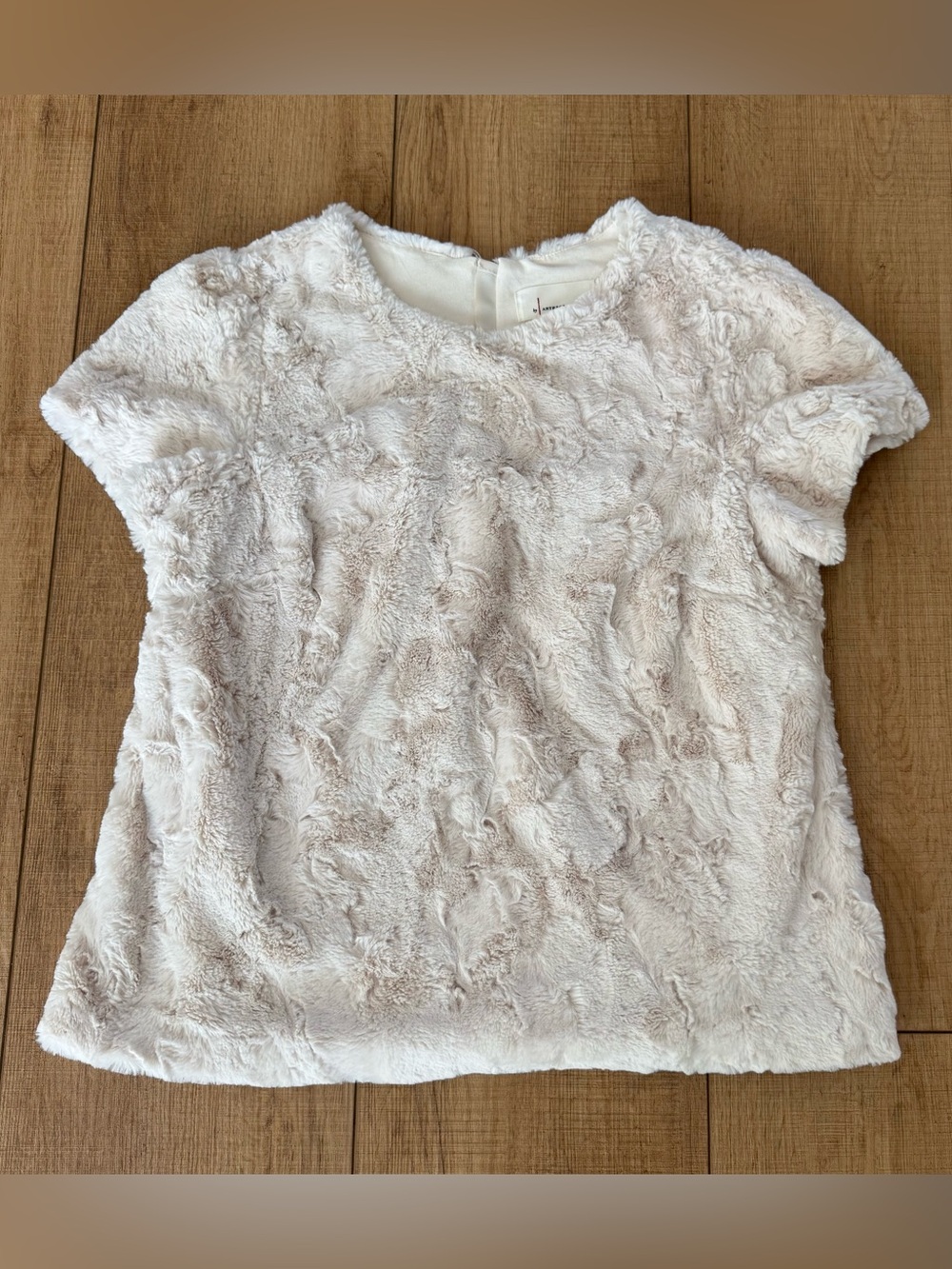 By Anthropologie Ivory Faux Fur Textured Top Short Sleeve Back Zip Holiday Cream - Picture 5 of 12